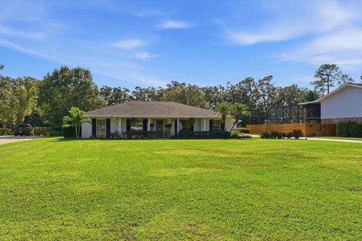 Property Photo: 340 Greenfield Road FL 33884