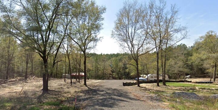 Property Photo:  248 Elmwood Road  FL 32433 