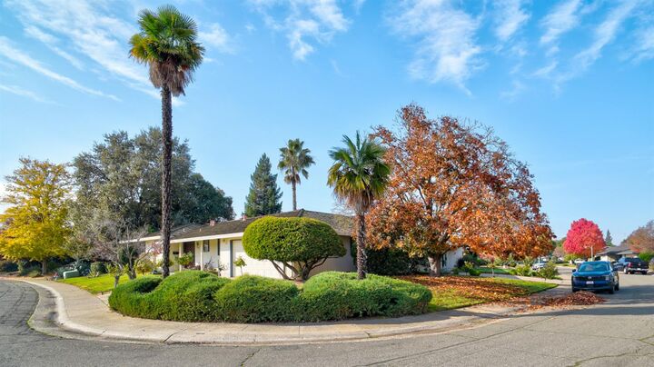 Property Photo:  6956 Los Cerros Drive  CA 95831 