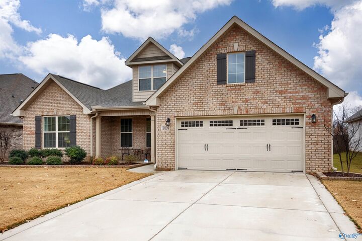 11009 Oakway Circle NW  Madison AL 35757 photo