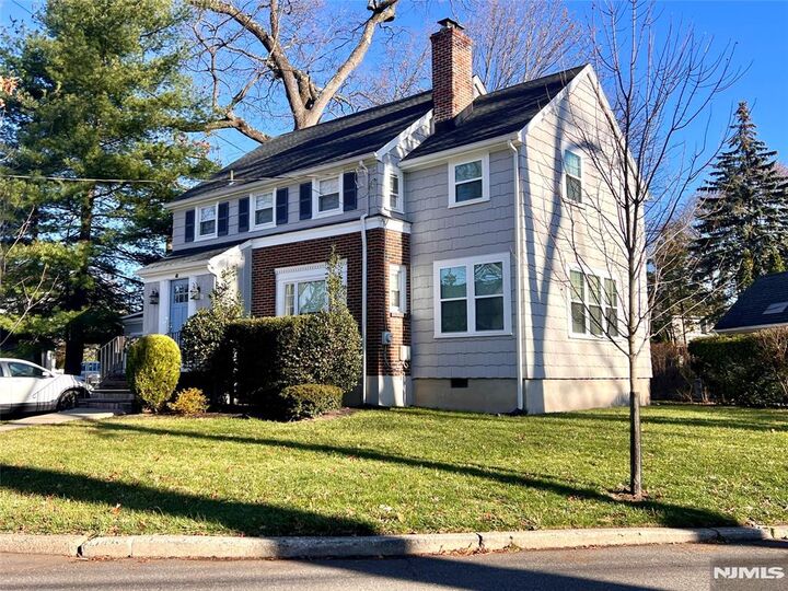 Property Photo: 40 Amherst Court NJ 07452