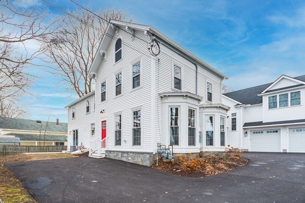 Property Photo:  2 Yuba Pl 2  MA 01760 