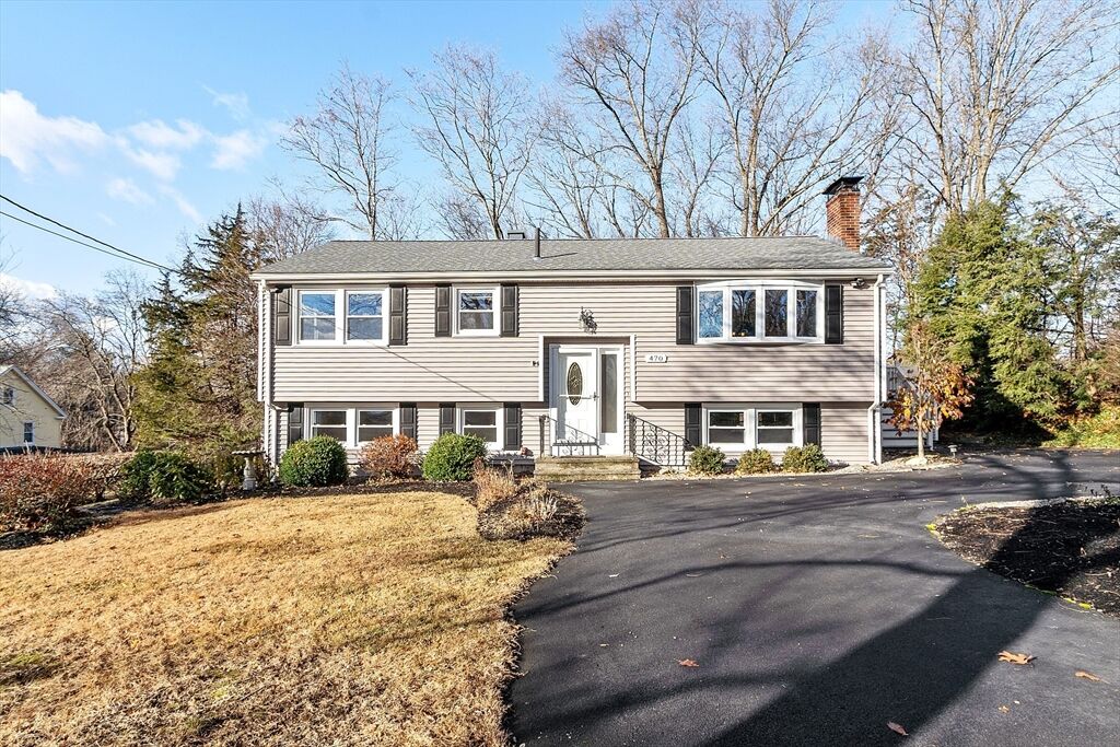 Property Photo:  470 Trull Rd  MA 01876 