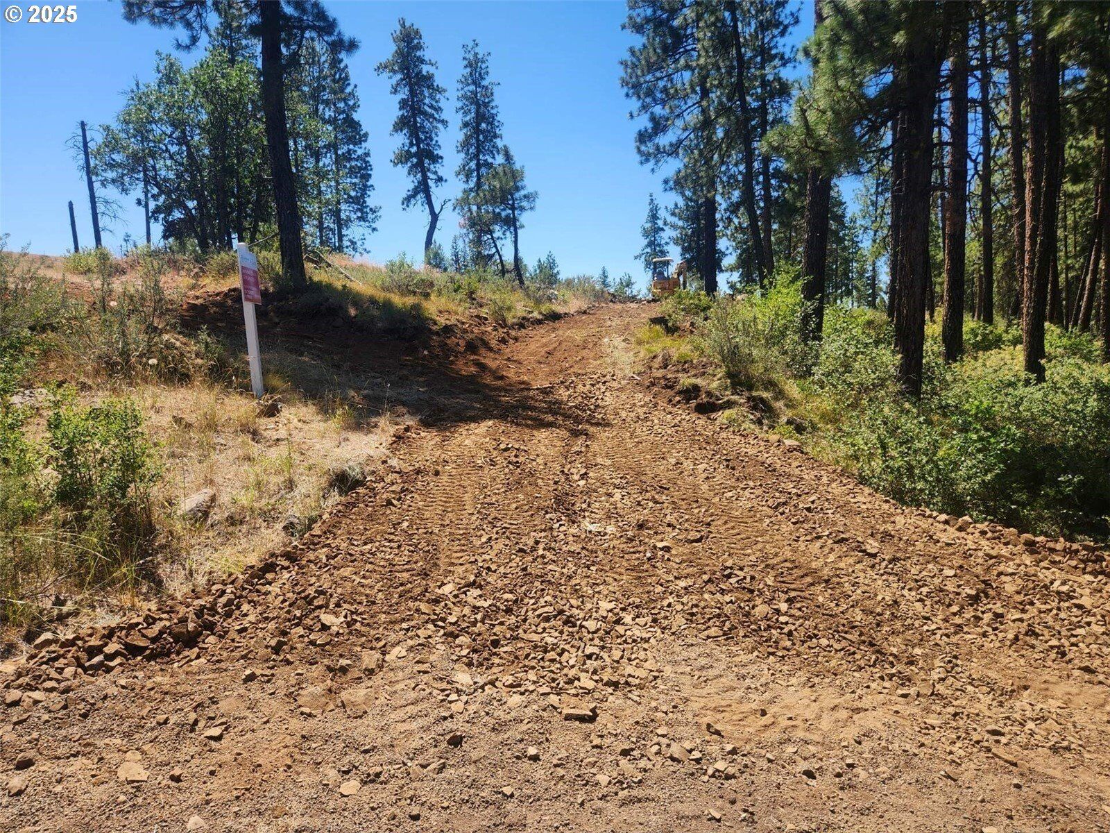 Property Photo: 1 2 Box Canyon Rd WA 98620