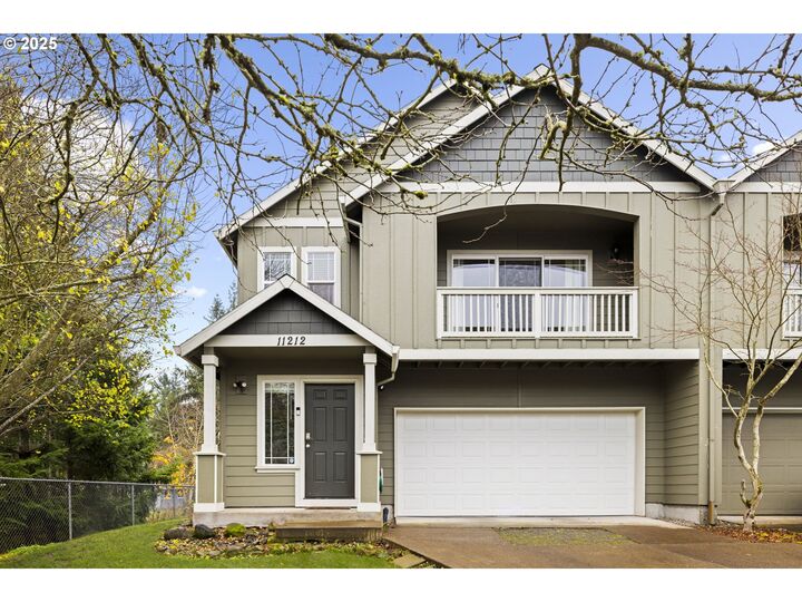 11212 SE Insley St  Portland OR 97266 photo