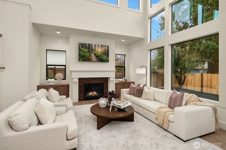 Property Photo: 16238 SE 10th Street WA 98008