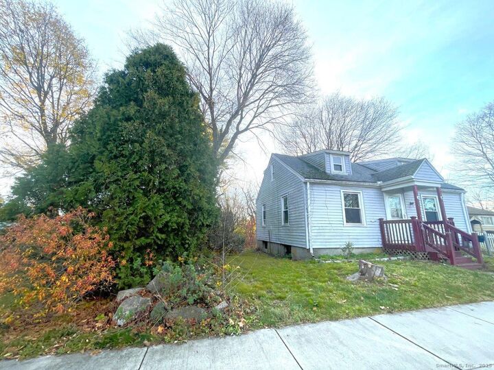 Property Photo: 21 Meadow Street CT 06460