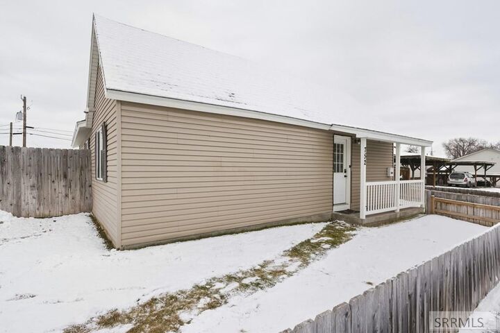 Property Photo:  752 Cleveland Street  ID 83401 