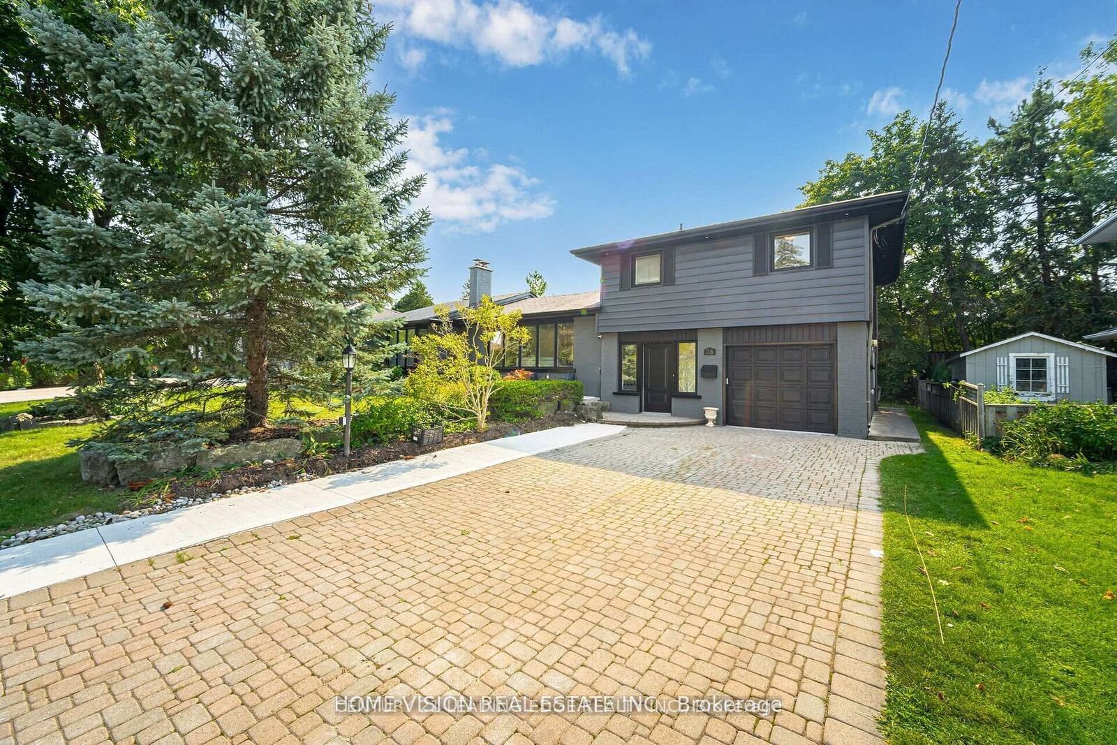 Property Photo:  28 Amity Road W Main  ON L5M 1P2 