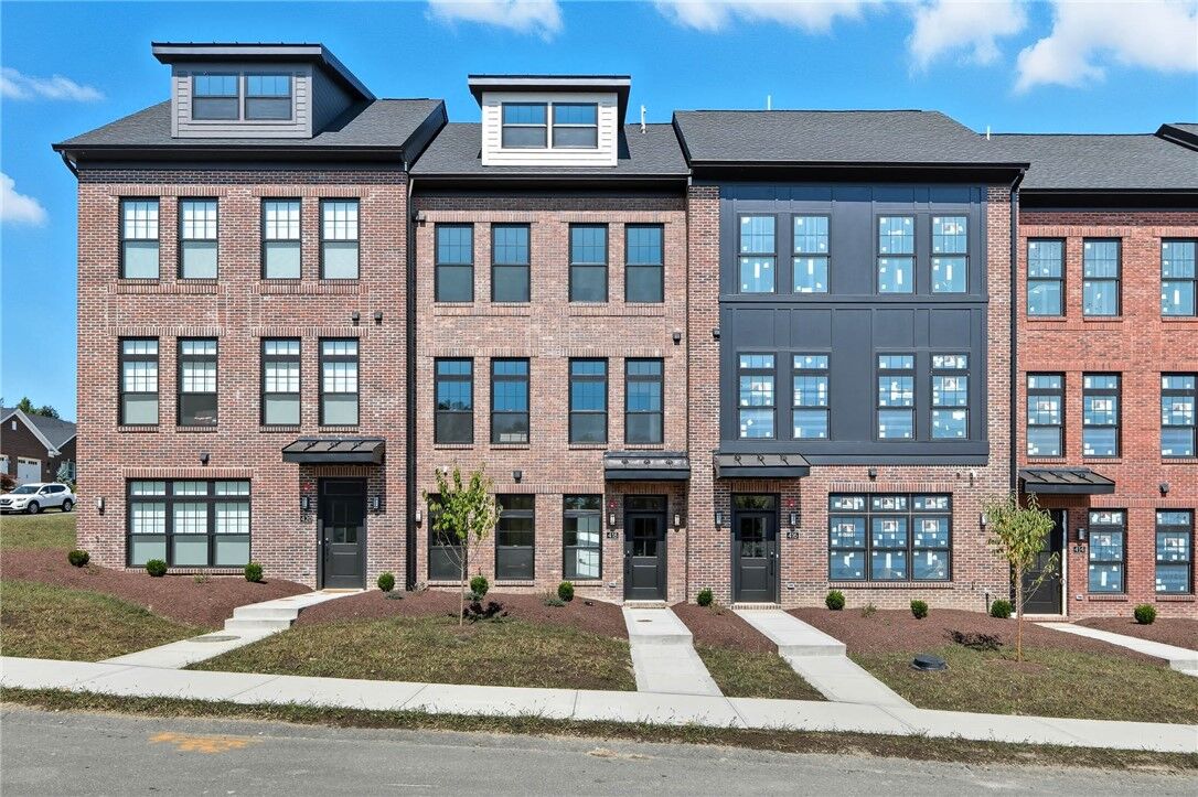 Property Photo:  414 Magnolia Drive  PA 15367 