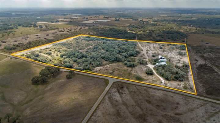 Property Photo:  698 Hilbrich Road  TX 77994 