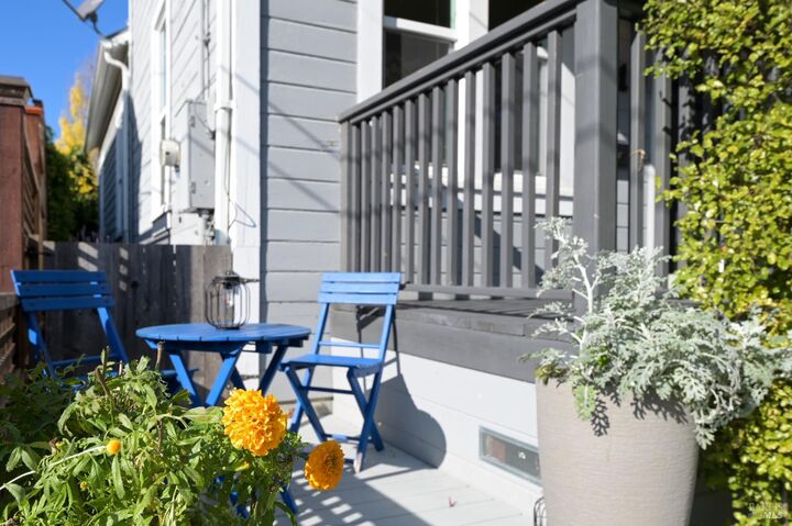 Property Photo:  610 E Street  CA 94952 