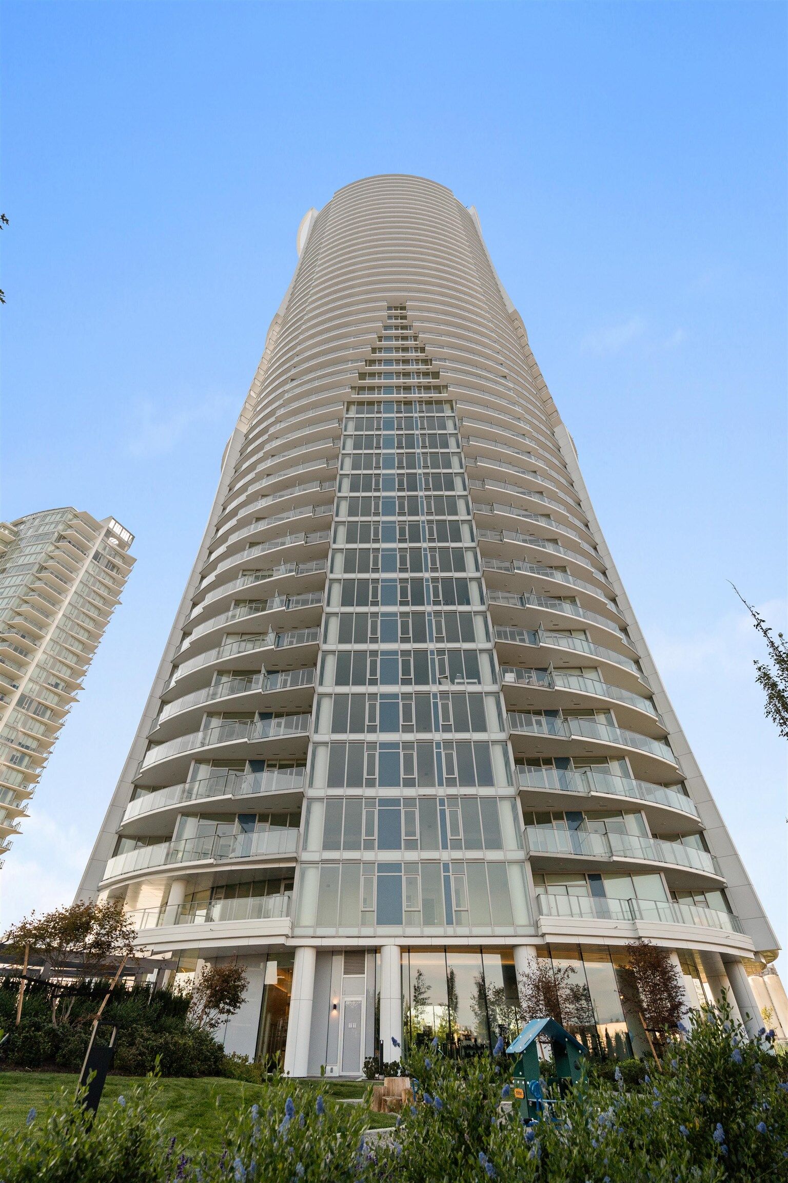 Property Photo: 7728 Park Crescent 1204 BC V3N 0J8