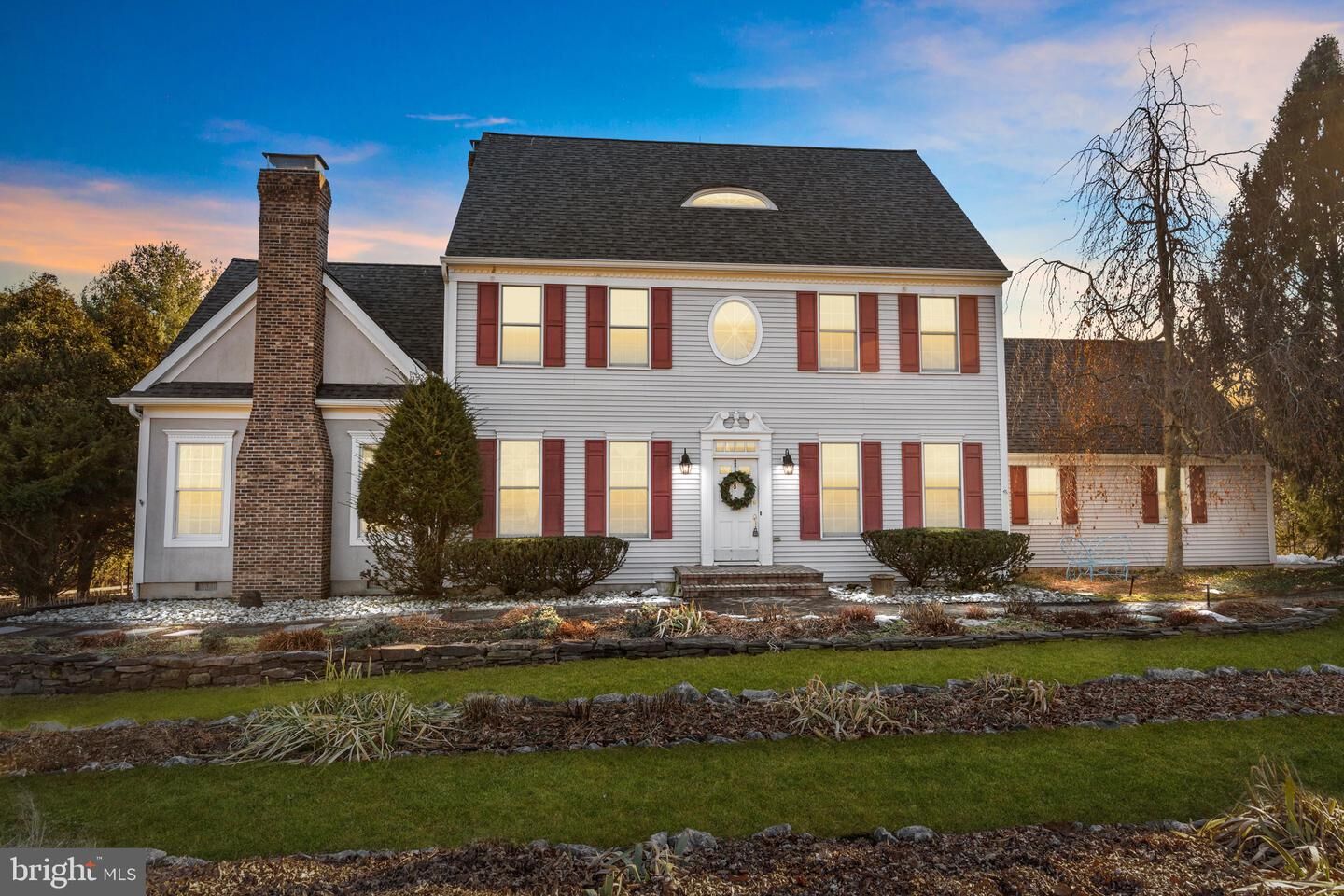 Property Photo:  38 Larsen Road  NJ 08551 