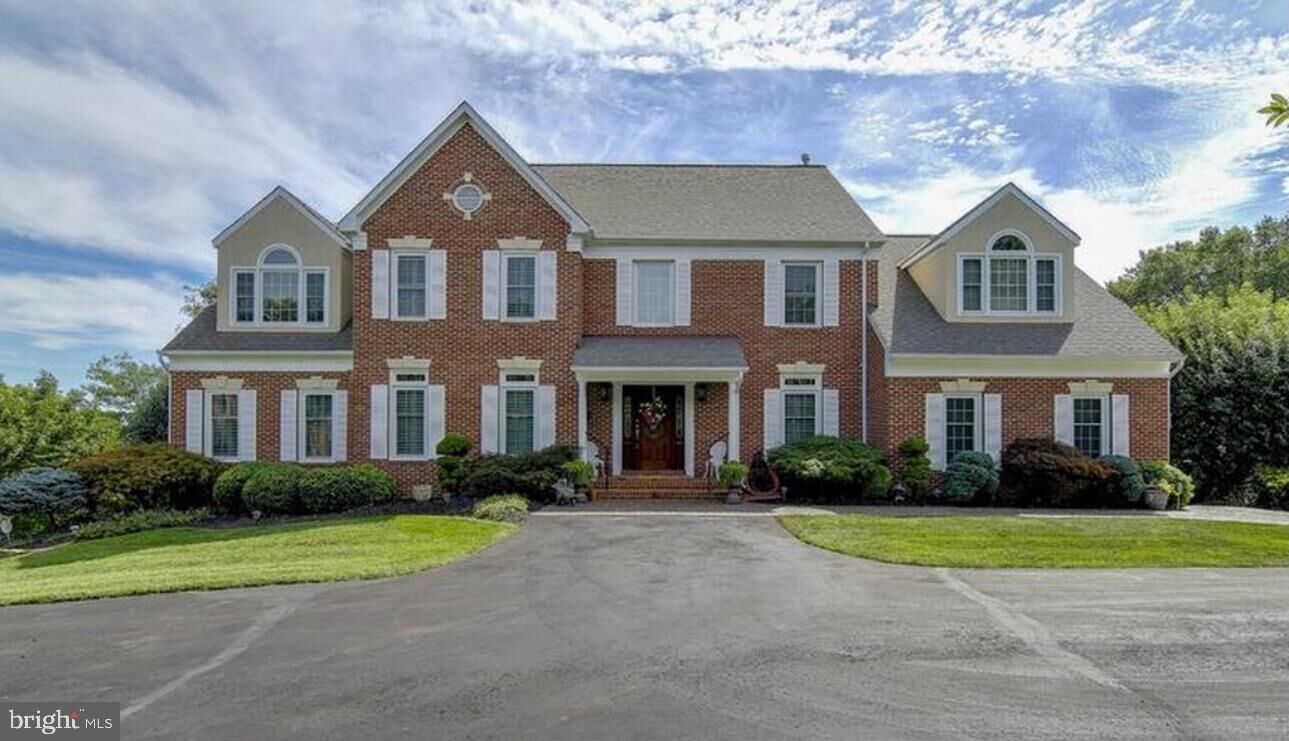 Property Photo:  7573 Fusilier Drive  VA 20186 