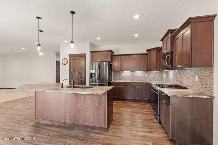 Property Photo: 2153 E Thomas Hill Dr ID 83815