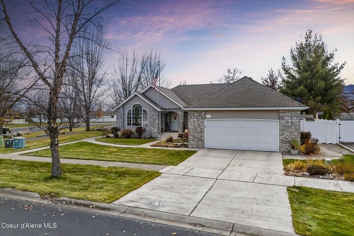 1175 E Stoneybrook Loop  Post Falls ID 83854 photo