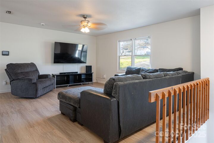 Property Photo: 2016 19th Avenue Circle NE NC 28601