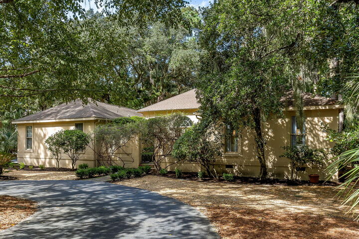 Property Photo:  2616 Seabrook Island Road  SC 29455 