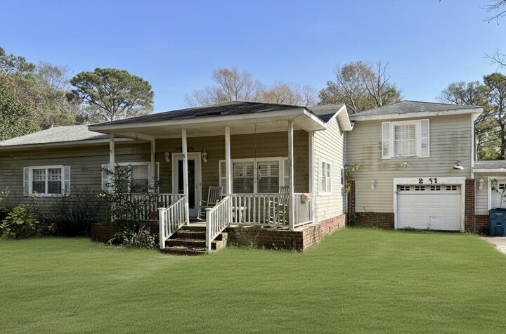 Property Photo:  2751 Atlanta Drive  SC 29464 