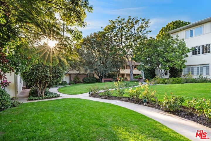 Property Photo:  11901 W Sunset Blvd  CA 90049 