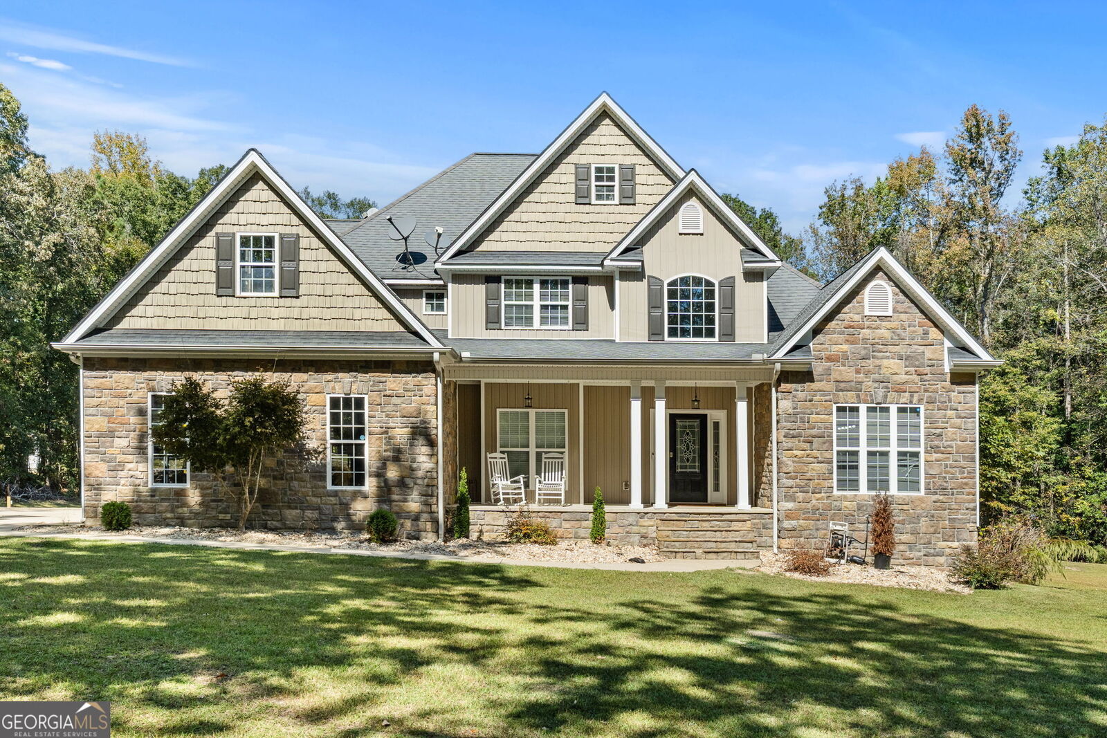 Property Photo: 325 Rain Valley Circle GA 30256