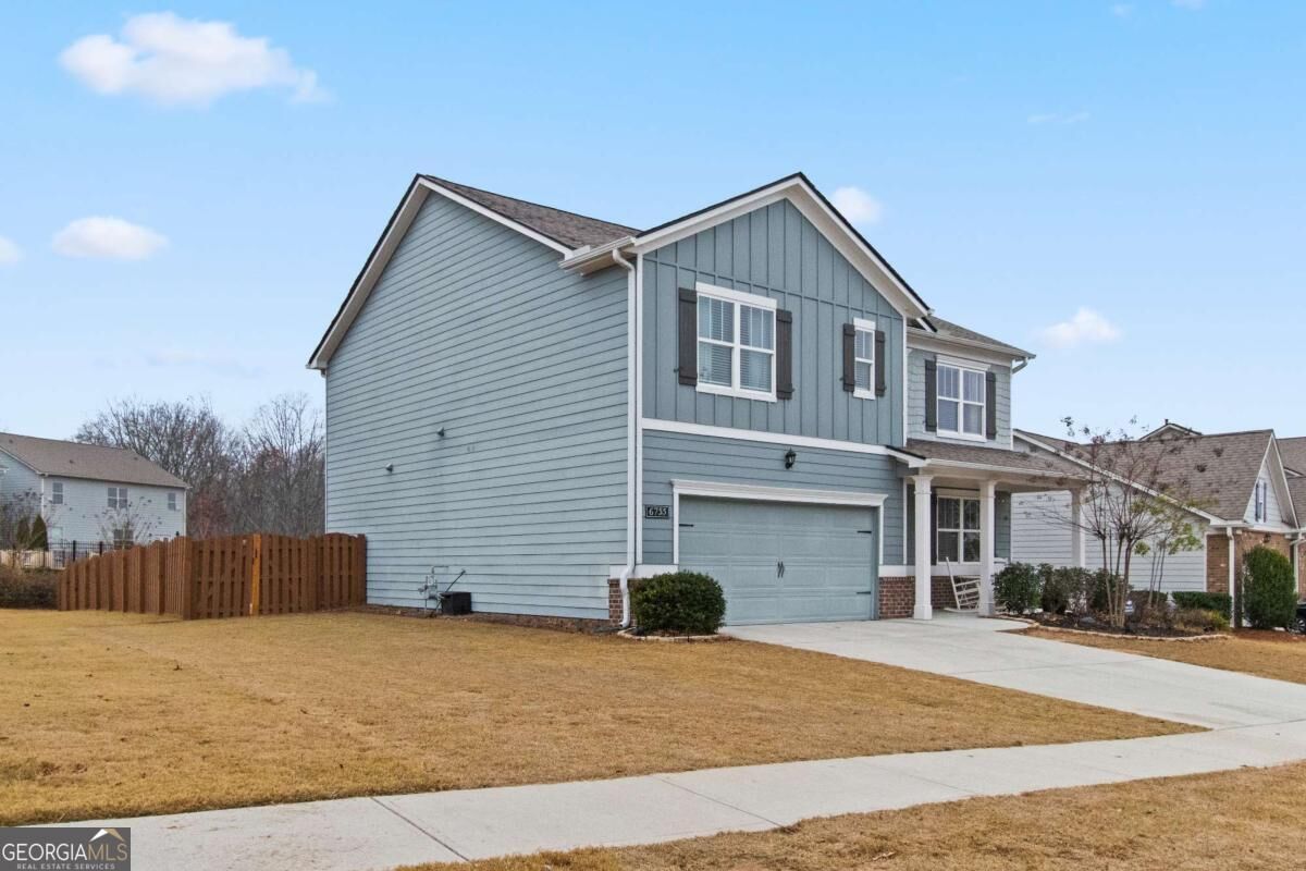 Property Photo:  6755 Scarlet Oak Way  GA 30542 