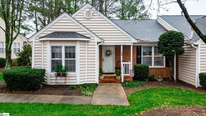 Property Photo:  40 Wood Pointe Drive  SC 29615 