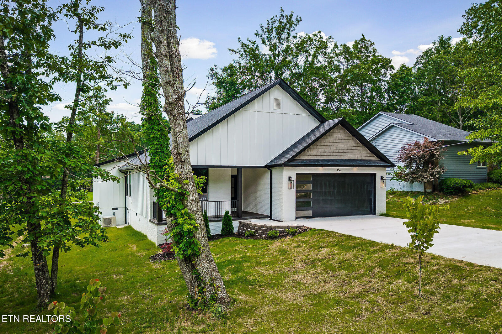 Property Photo: 456 Lakeview Drive TN 38558