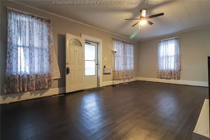 Property Photo: 510 21st Street W WV 25387