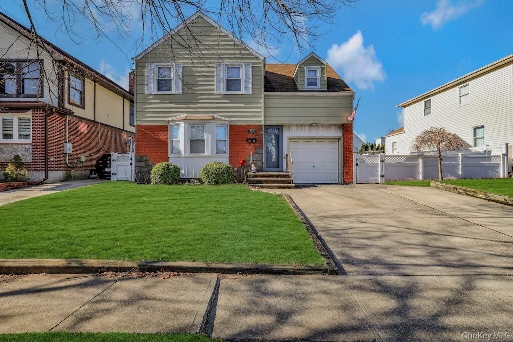 Property Photo:  645 S 10th Street  NY 11040 