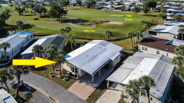 Property Photo: 2100 Kings Highway 918 FL 33980