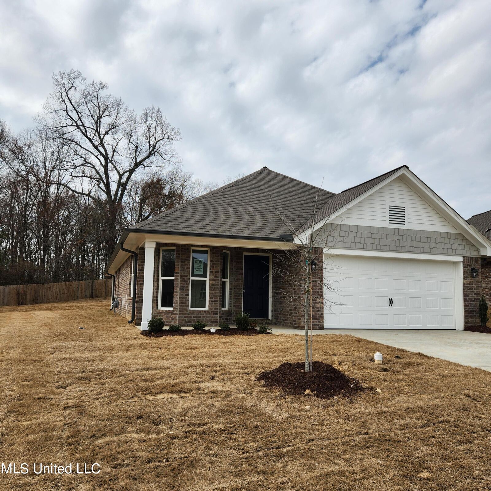 Property Photo:  7720 Ferndale Drive  MS 38654 