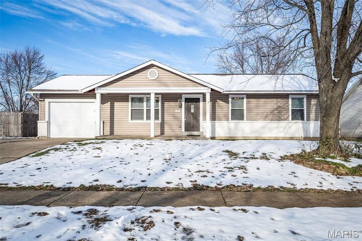 Property Photo:  1083 Crestwood Lane  MO 63366 