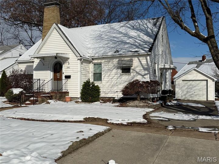 Property Photo: 241 Arbor Drive IL 62002