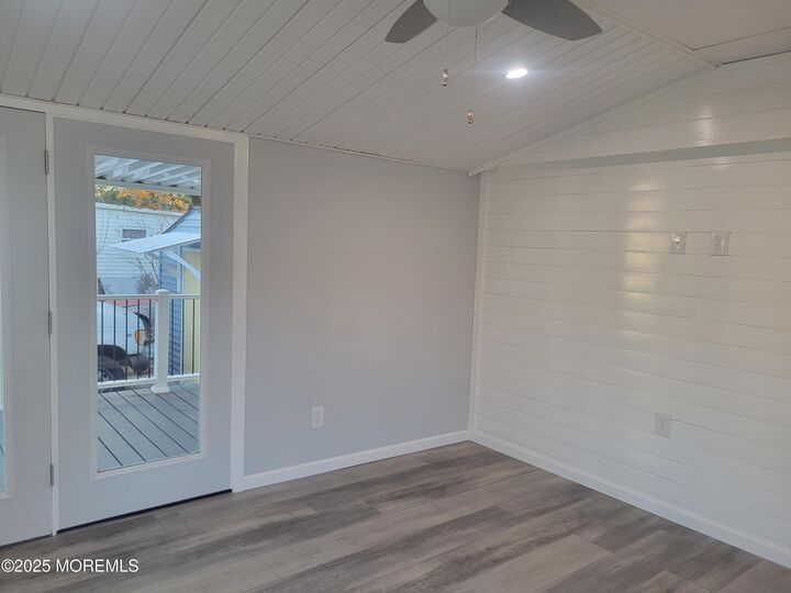 Property Photo:  20 Judith Way  NJ 08527 