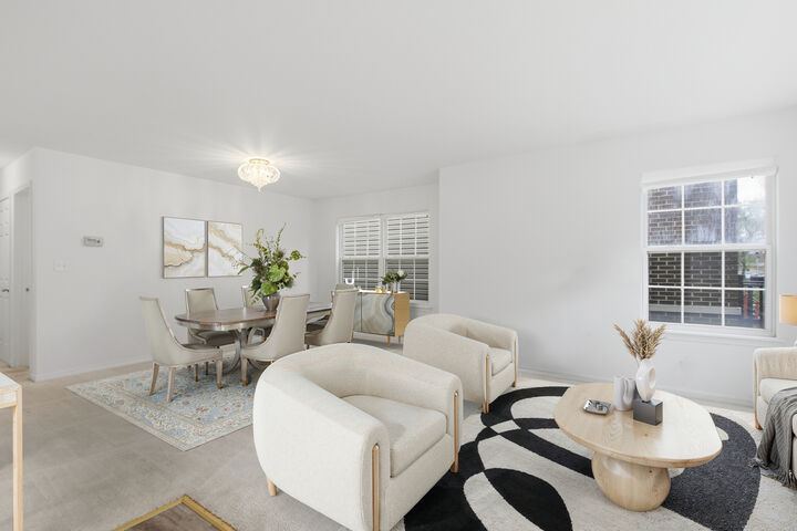 Property Photo:  6941 S East End Avenue  IL 60649 