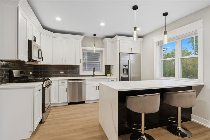 Property Photo: 8404 S Carpenter Street IL 60620