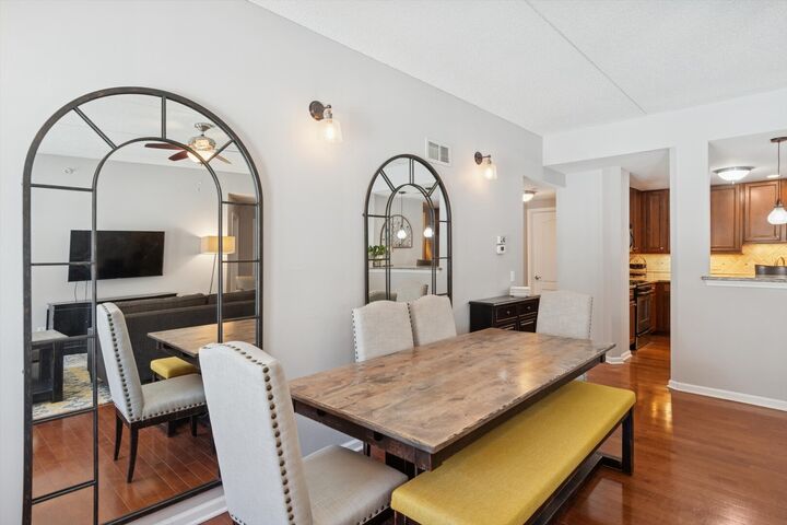 Property Photo: 855 E 22nd Street 104 IL 60148