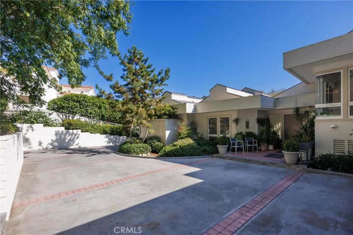 Property Photo: 31561 Peppertree Bend CA 92675