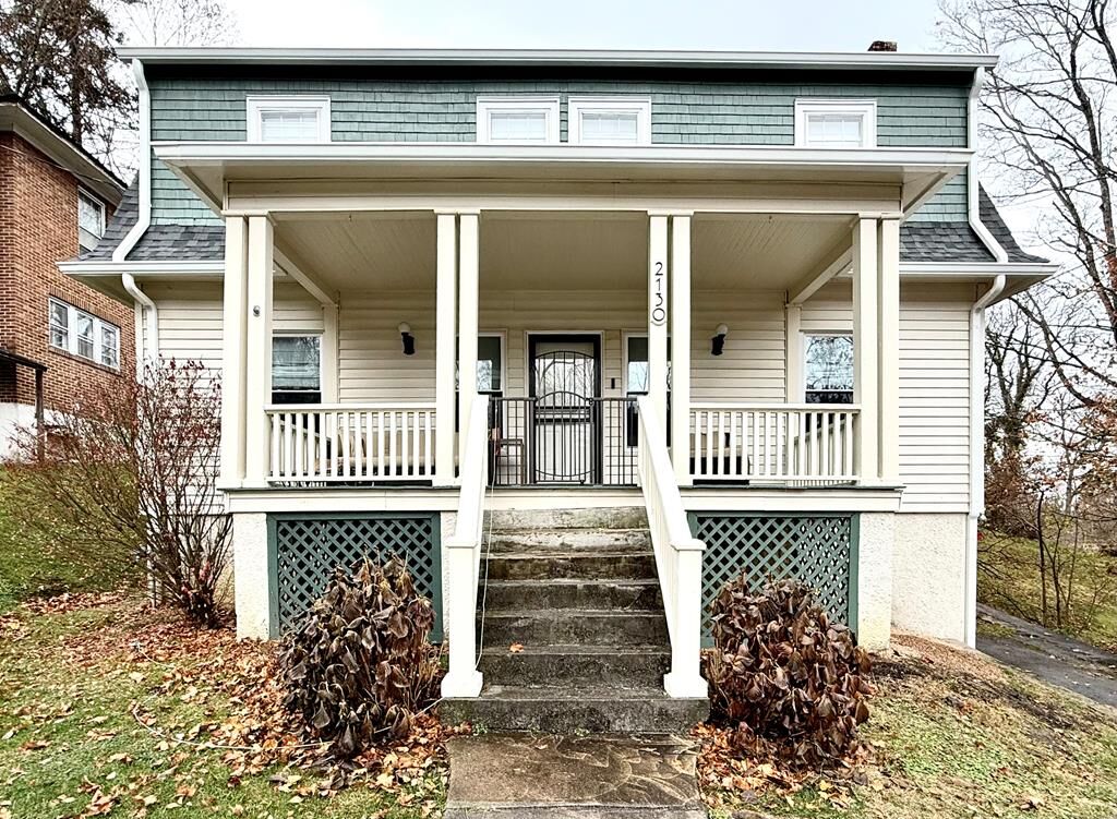 Property Photo:  2130 Jefferson Street  WV 24701 