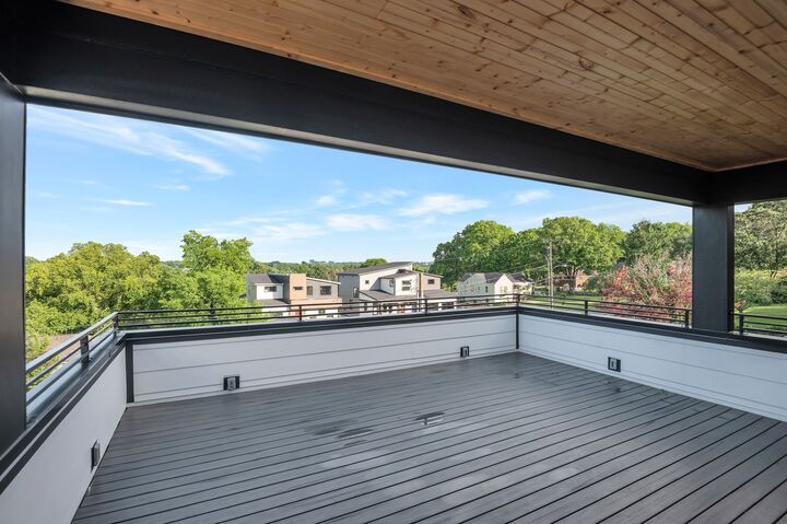 Property Photo: 1819 River Dr A TN 37218