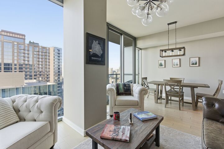 Property Photo:  1212 Laurel St 2010  TN 37203 