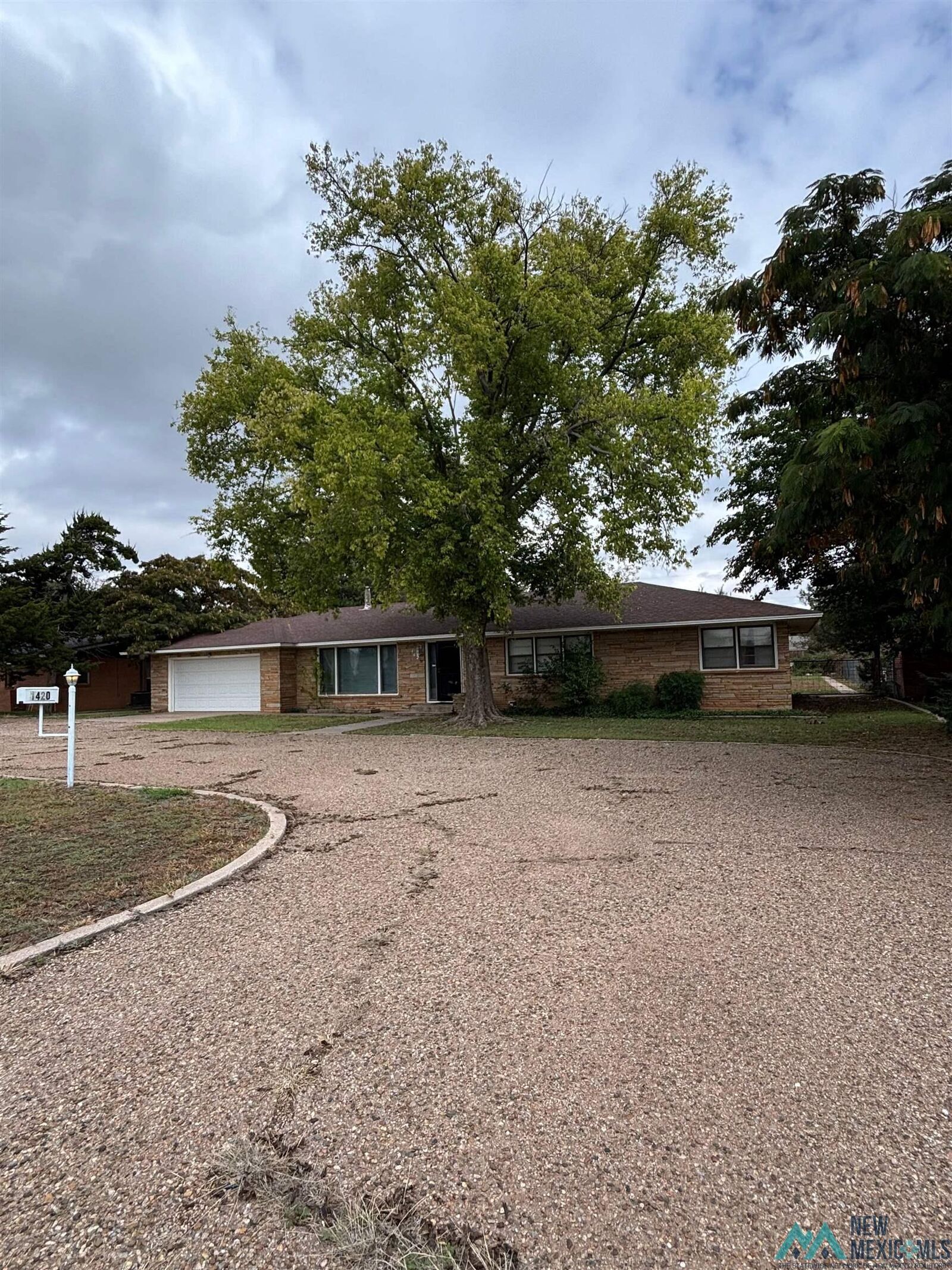 Property Photo:  1420 E 21st  NM 88101 