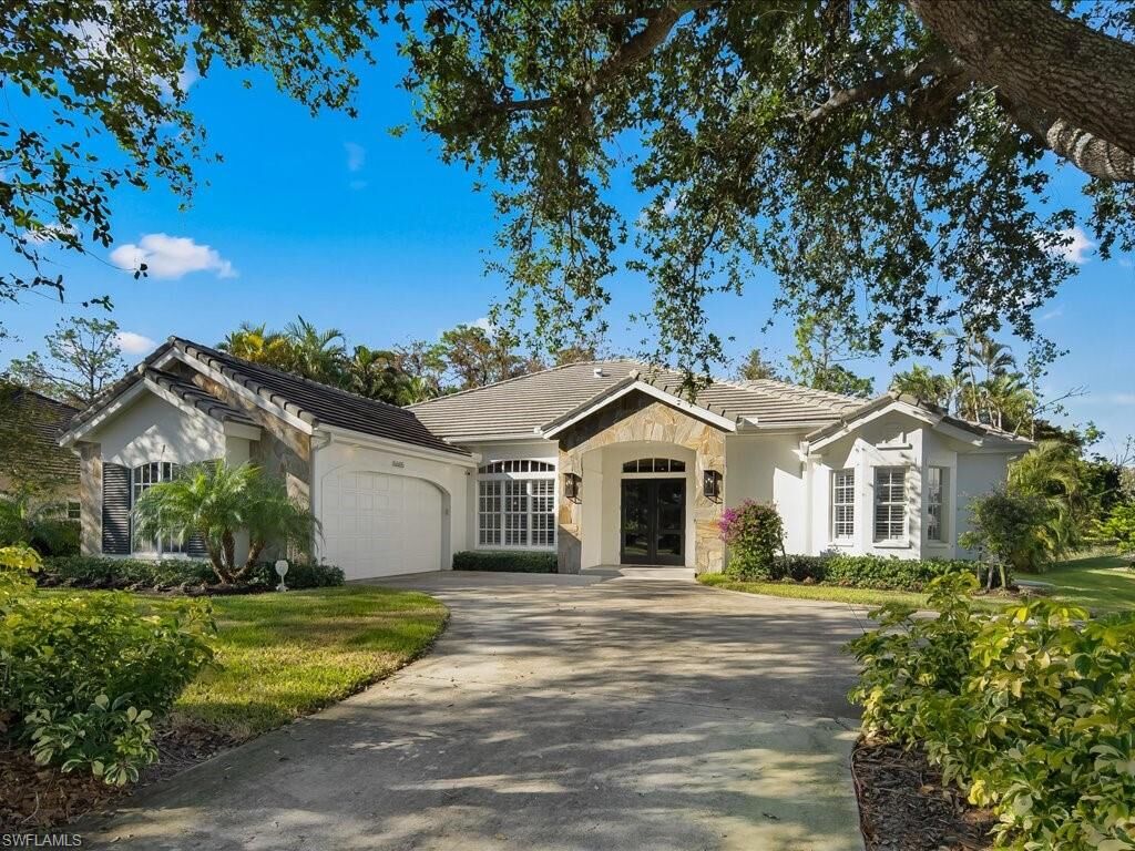 Property Photo:  6665 Mill Run Cir  FL 34109 