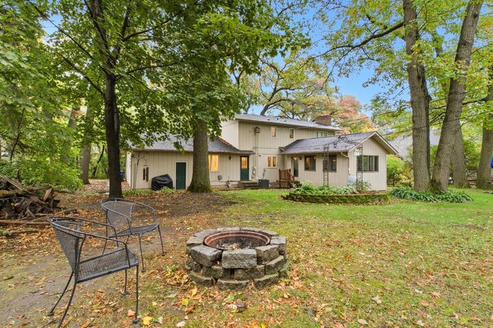 Property Photo:  2556 14 1/2 Avenue SE  MN 56304 