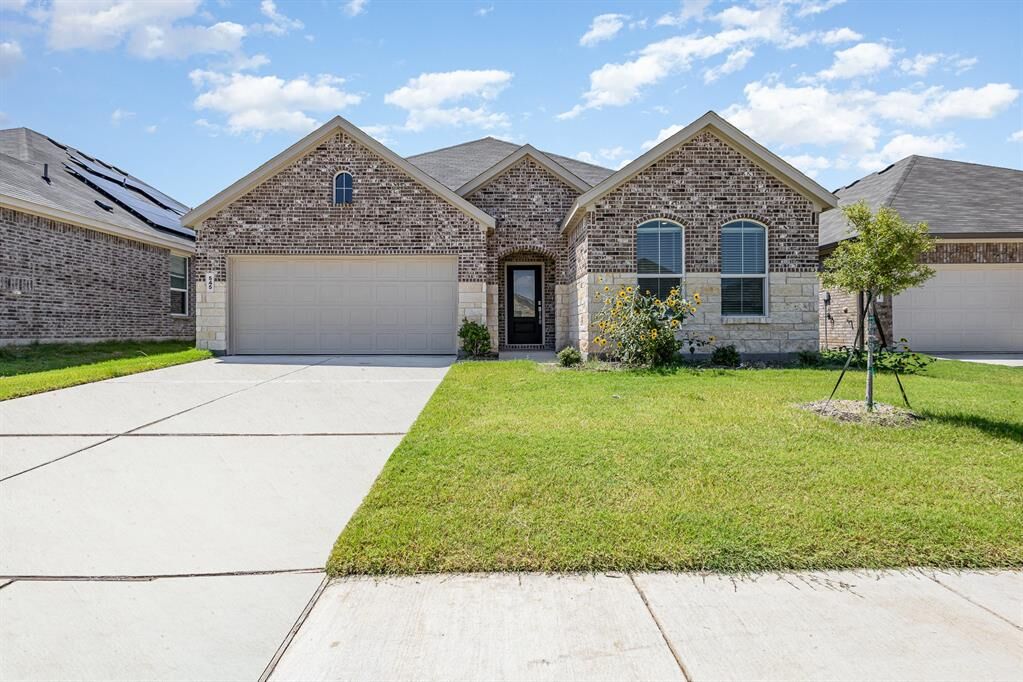 Property Photo:  545 Mill Trace Way  TX 75407 