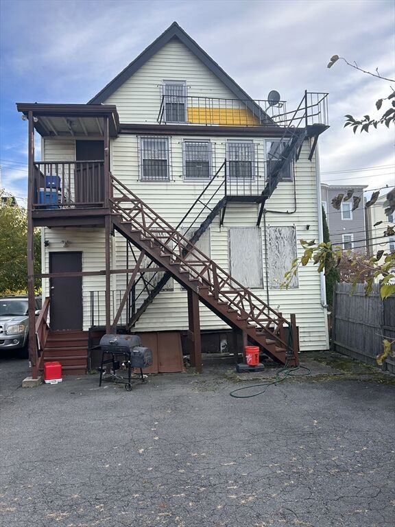 Property Photo:  66 Burrell St  MA 02119 