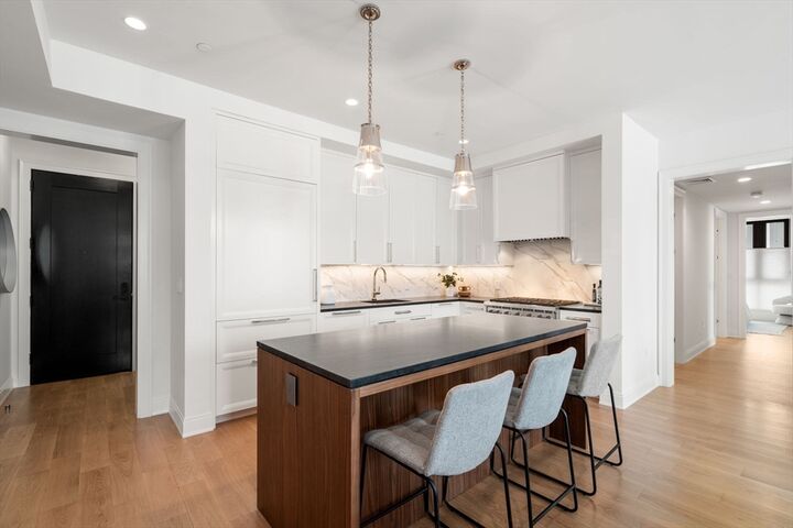 Property Photo:  100 Linden Street Unit 103  MA 02482 