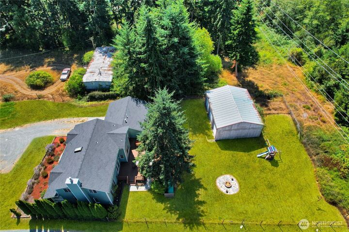 Property Photo:  3517  Appian Way  WA 98277 